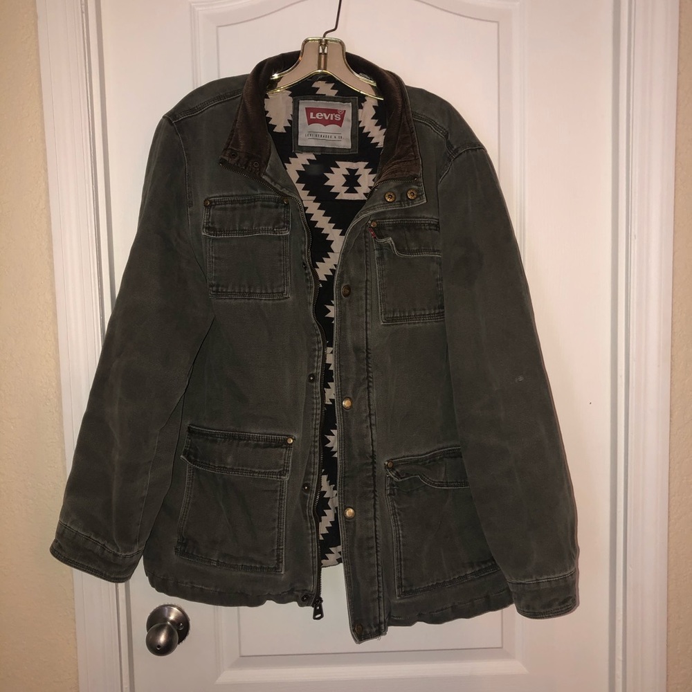 Men’s Levi’s heavy duty jacket